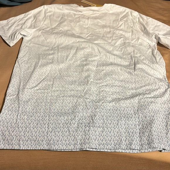 New Michael Kors Tee - Picture 2 of 2